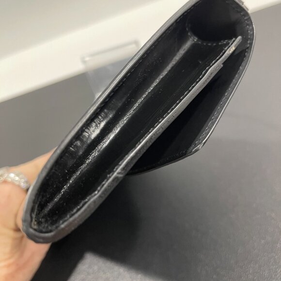 Louis Vuitton Monogram Glace Anouchka Pochette MM Black (144696) - Picture 3 of 8